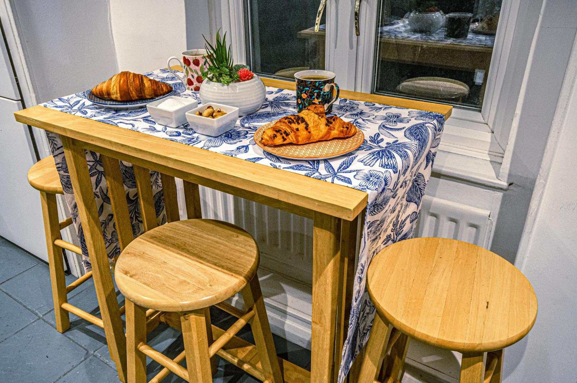 Дом отдыха 3 - Bedroom Townhouse In With Parking *